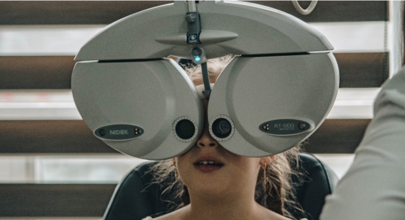 Patient-in-EyeExam